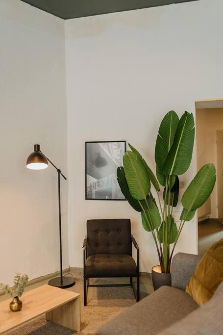 New 130M², Lounge Room, Im Herzen Berlins Екстериор снимка